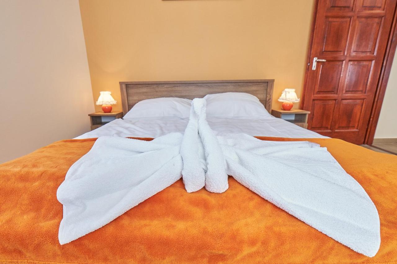 Hajdúszoboszló Amulett Comfort Apartment מראה חיצוני תמונה